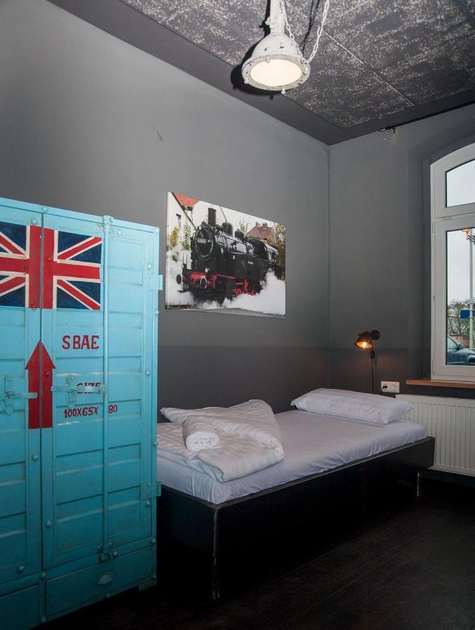 Hostel Am Bahnhof Зуль Экстерьер фото